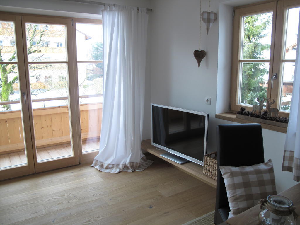 Ferienlandhaus Alpinum 伦格里斯 外观 照片