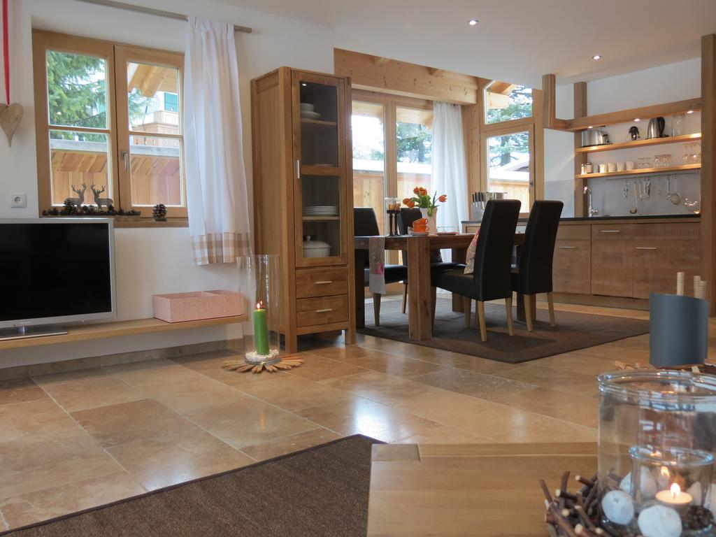 Ferienlandhaus Alpinum 伦格里斯 外观 照片